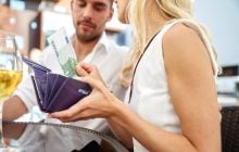Для здоровья, удовольствия или развлечения: психолог объяснила, почему женщины платят за секс