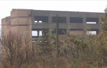 Друзі втекли, а знайшла мати: у Кропивницькому хлопчик впав з 7 поверху недобудови (відео)