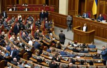 Смартфон от Зеленского могут получить 27 нардепов, больше всего от ОПЗЖ - ОПОРА