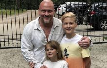 В'ячеслав Узєлков зірвав інтерв'ю через колишню дружину: "потрібно повернути мозок Марини на місце"