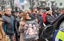 "Люди стали человеками": как прошел митинг "антиваксов" и какие перлы выдали хейтеры прививок (фото, видео)