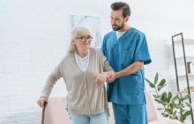 День социального работника 2021: красивые открытки и поздравления