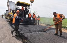 На розвиток мережі автомобільних доріг у 2022 році заплановано 124,1 мільярда гривень