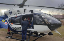 Первая пациентка из другой области: с Ривненщины вертолетом во Львов доставили 6-летнего ребенка с пороком сердца (фото)