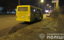 Пьяный винничанин час ездил на угнанном автобусе по улицам столицы (фото)