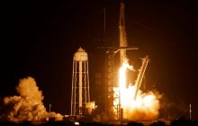 Crew Dragon с астронавтами запустили к Международной космической станции (фото, видео)