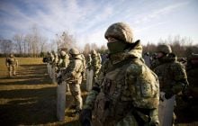 Глава МВД объяснил, могут ли пограничники применять оружие против нелегальных мигрантов