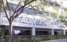 Голову ігрового видавництва Activision Blizzard звинуватили в домаганнях, але звільняти його не будуть