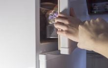 Девушка нашла расчлененную женщину в холодильнике парня на первом свидании