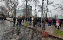На Аллее Героев Небесной Сотни провели толоку ко Дню достоинства и свободы (фоторепортаж)
