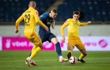 Днепр-1 одержал волевую победу над Александрией, дубль на счету Довбика (видео)