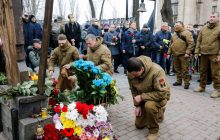 В Киеве ко Дню Достоинства и свободы почтили память Героев Небесной Сотни (фоторепортаж)