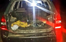 На Миколаївщині мисливці протаранили та обстріляли автівку чоловіка, вирішивши, що він браконьєр (фото)
