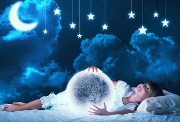 Гороскоп на 14 апреля: Львам - уверенность, Скорпионам - много дел