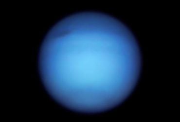 Нептун с кольцом: спутник сделал уникальные снимки планеты (фото)