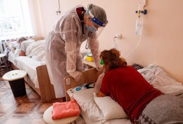 В Україні зафіксовано нові підвиди штаму коронавірусу Омікрон