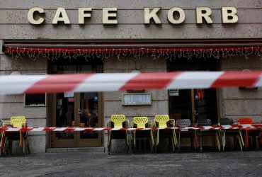 В Австрии введут обязательные работы для беженцев: как  будут наказывать за отказ