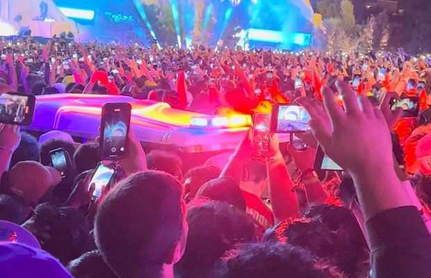 В давке на концерте рэпера Трэвиса Скотта в Техасе погибли восемь человек (видео)