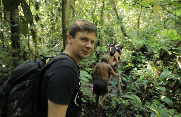 Популярний телеведучий Дмитро Комаров попередив про шахрайство від його імені: це брехня