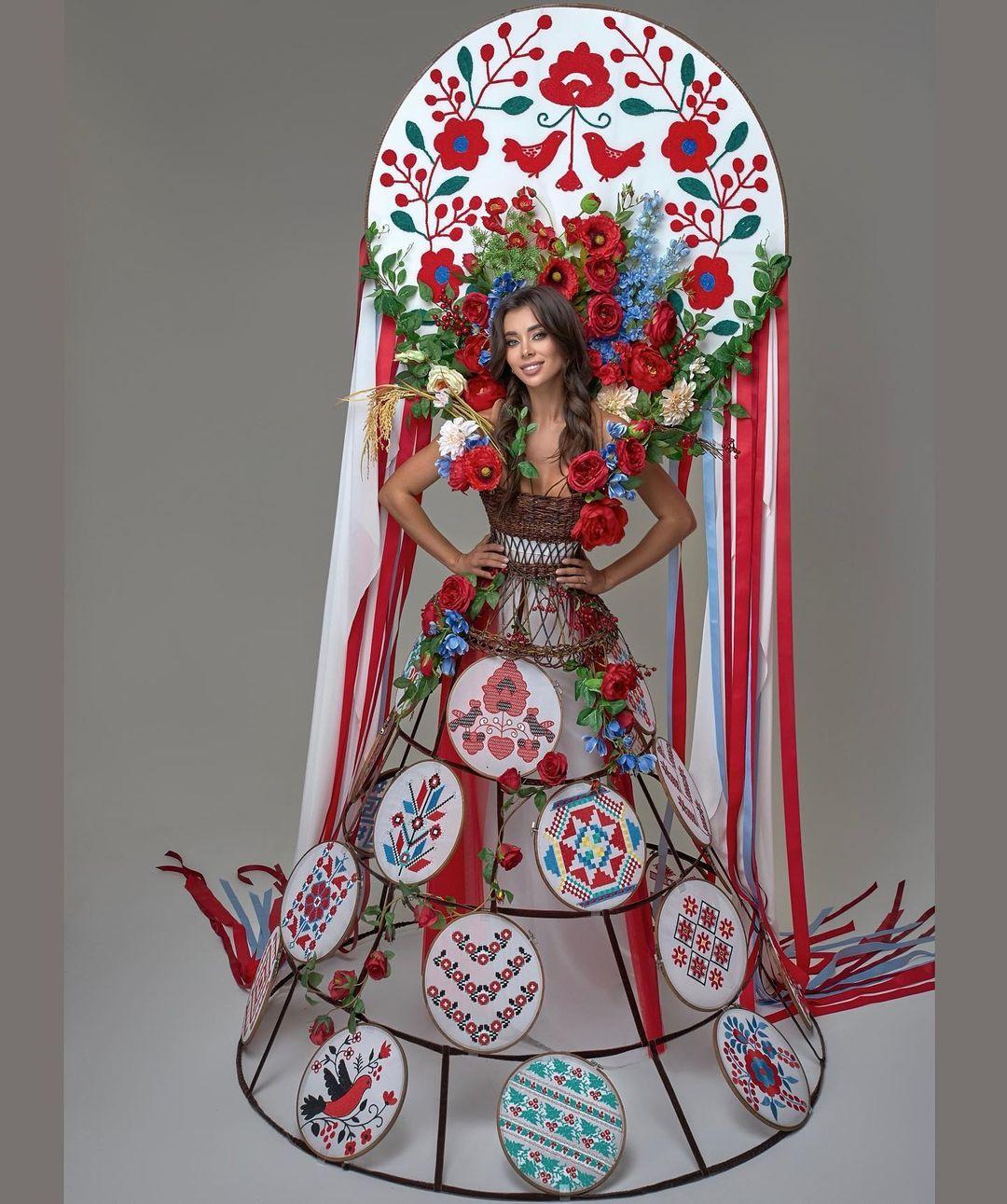 Неплях представит Украину на "Мисс Вселенная" / instagram.com/neplyah
