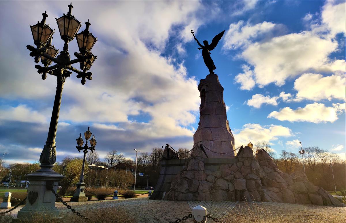 Памятник "Русалка" в Таллинне / фото Марина Григоренко