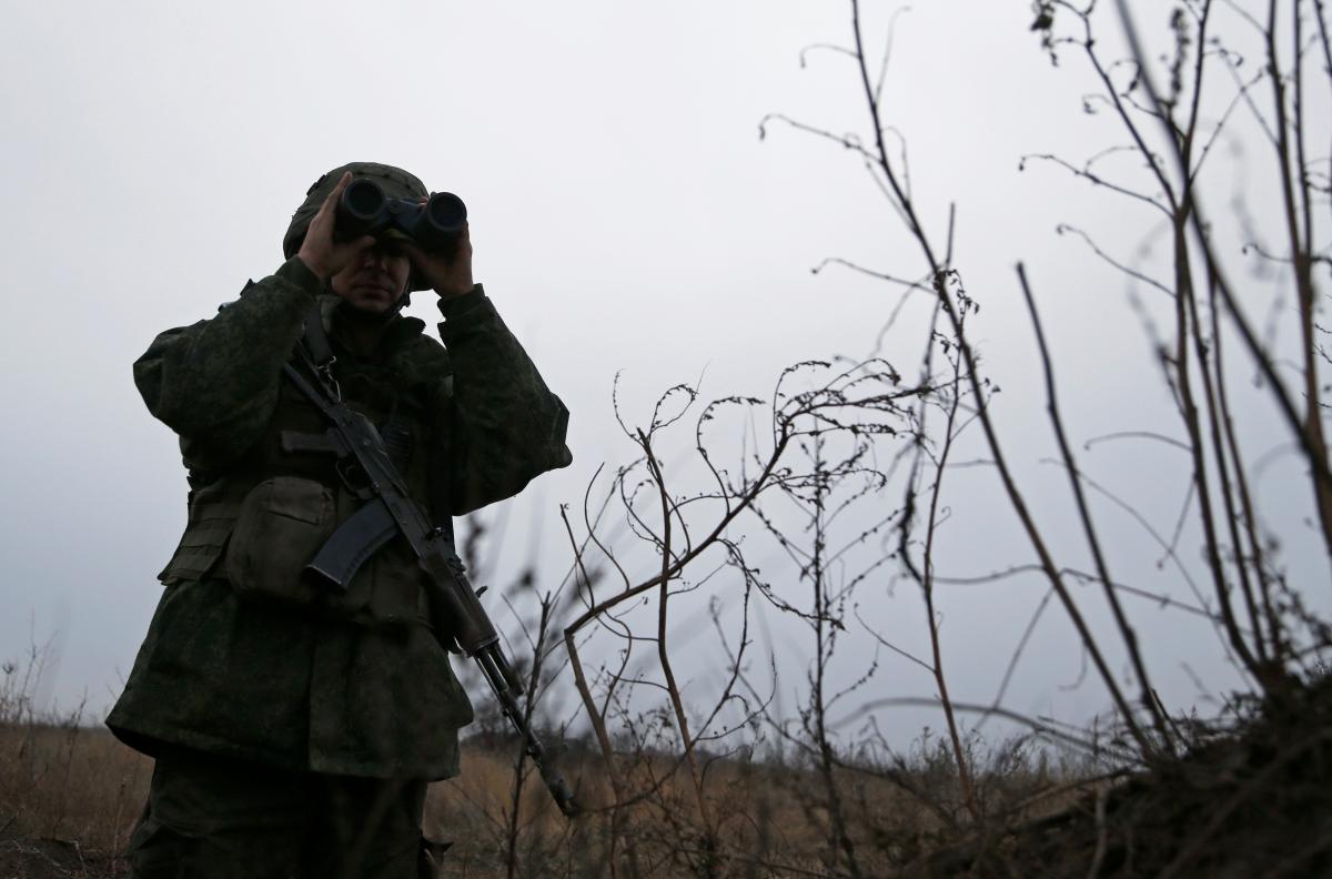 На Донбассе украинские бойцы разбили колонну оккупантов / фото REUTERS