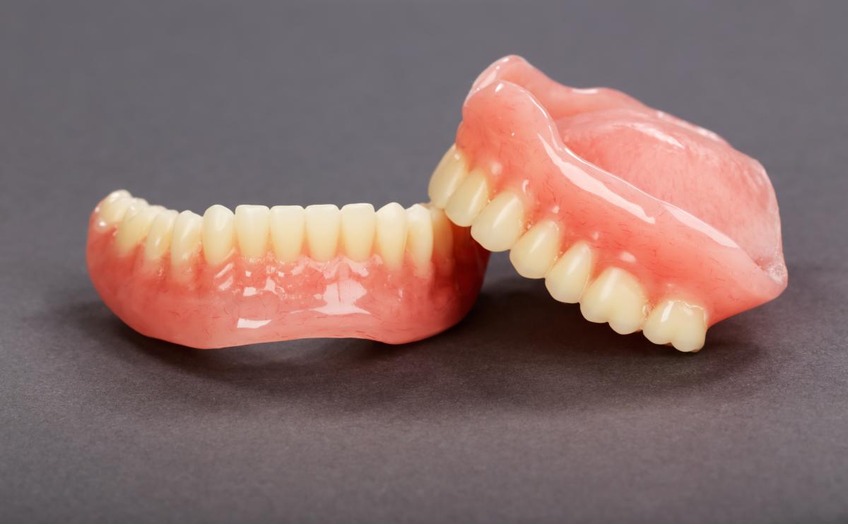 Хотя эктопические зубы встречаются чаще, чем другие эктопические части тела, их появление в носу крайне редко / фото ua.depositphotos.com
