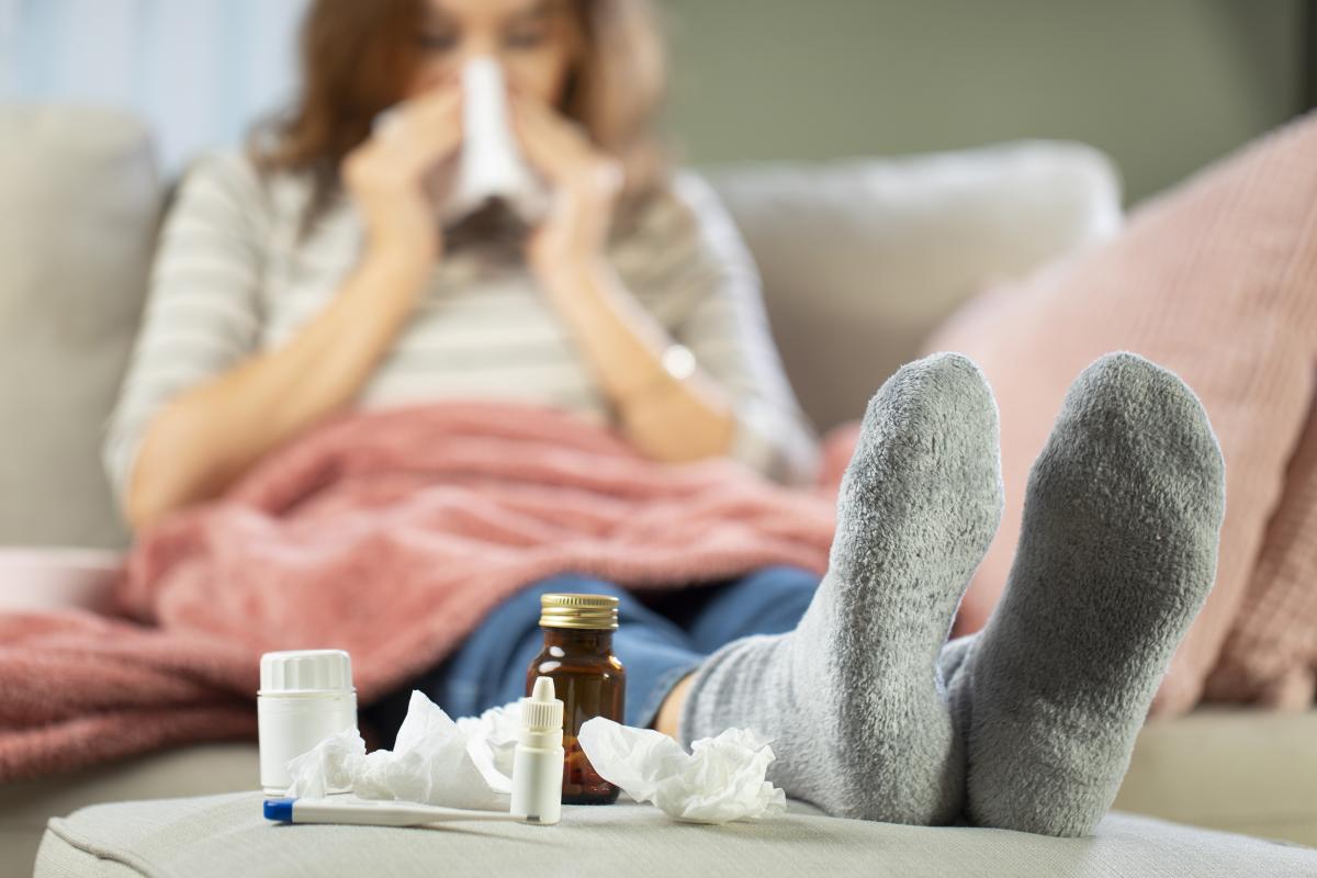 Если человек инфицируется и гриппом, и коронавирусом, симптомы могут наложиться друг на друга / фото ua.depositphotos.com