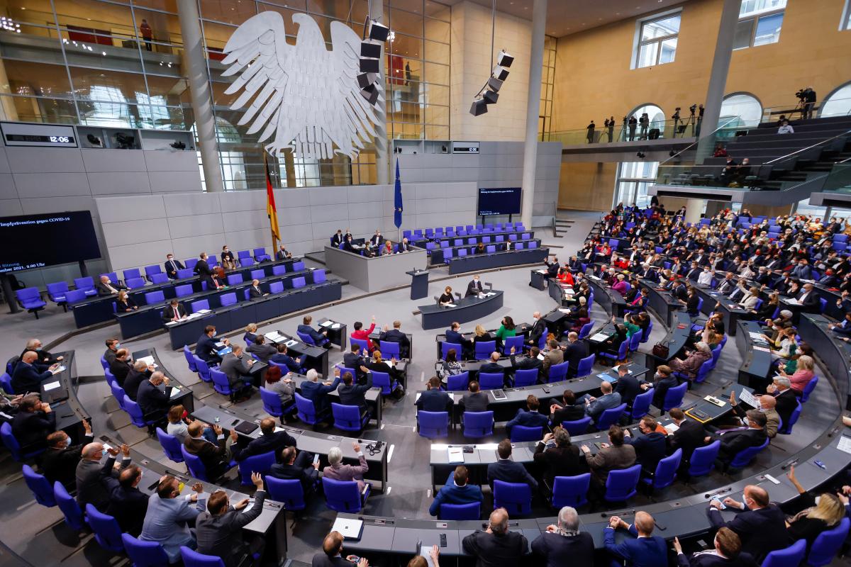 В Бундестаге требуют провести расследование энергетической зависимости Германии / фото REUTERS