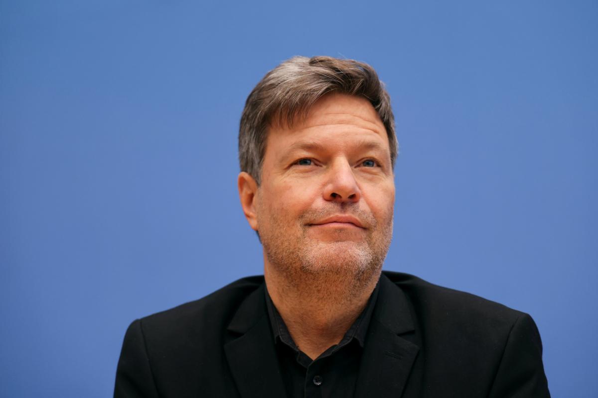 Глава Минэкономики ФРГ Роберт Хабек предложил ввести уголовную ответственность за экспорт товаров в РФ / REUTERS Глава Минэкономики ФРГ Роберт Хабек предложил ввести уголовную ответственность за экспорт товаров в РФ / REUTERS