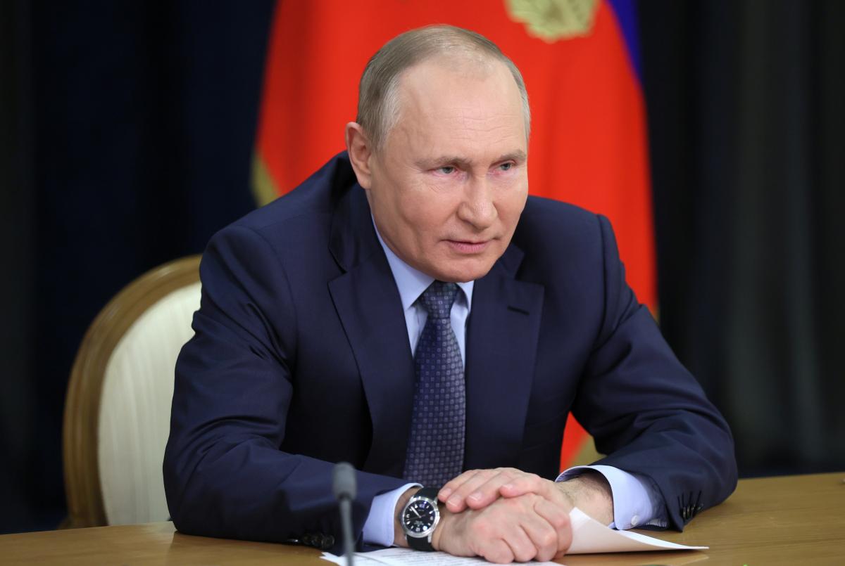Володимир Путін лише пішов на залякування, вважає дипломат / фото REUTERS