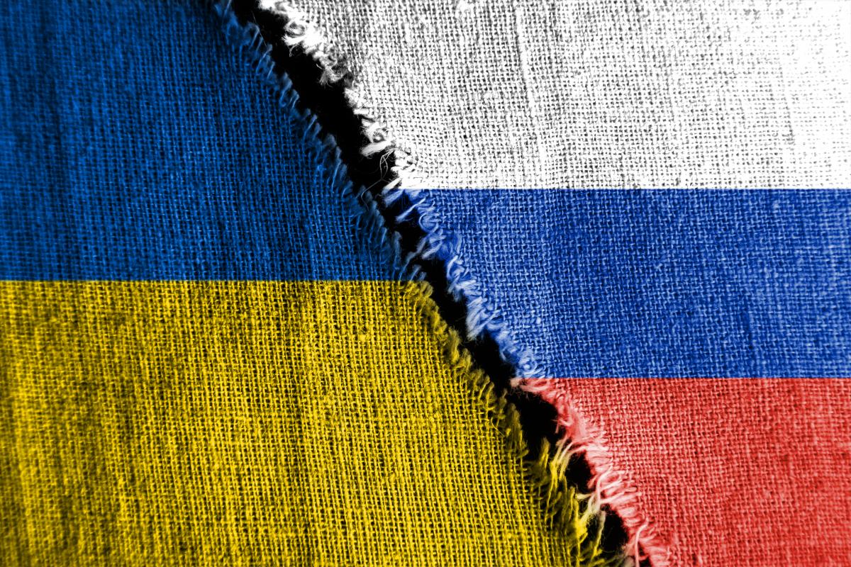 РФ направила к украинской границе медподразделения \ фото ua.depositphotos.com