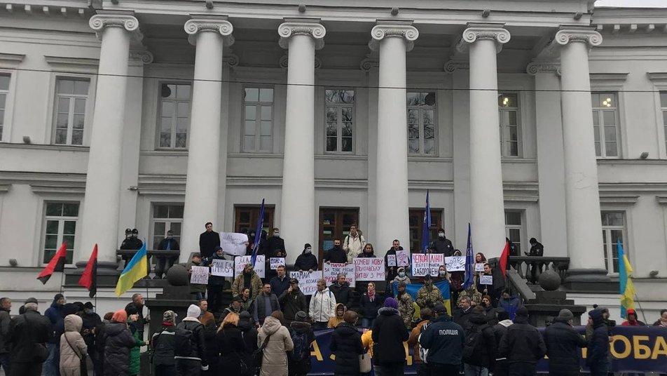 Акція протесту біля Полтавської міської ради / фото suspilne