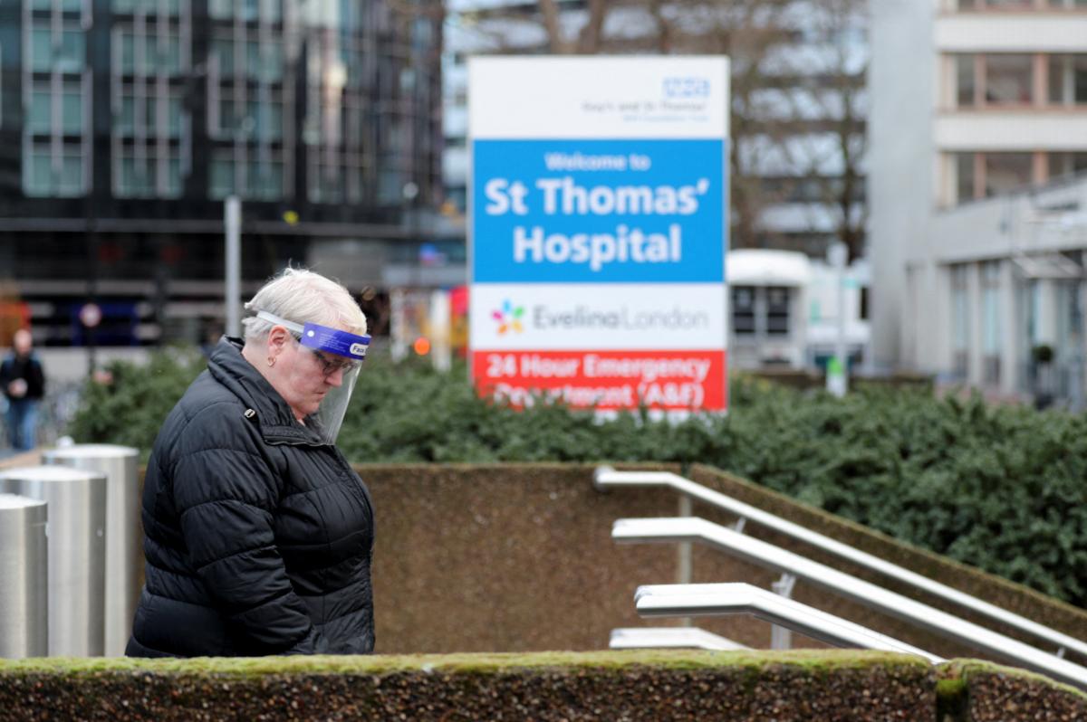 В Великобритании умер первый пациент с «Омикроном» / фото REUTERS