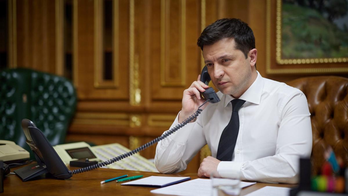 Зеленский провел телефонный разговор с премьер-министром Швеции / фото REUTERS