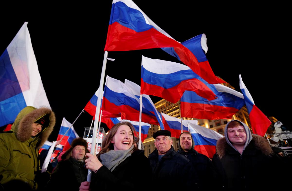  В РФ сгоняют бюджетников на митинги в поддержку Путина/фото REUTERS