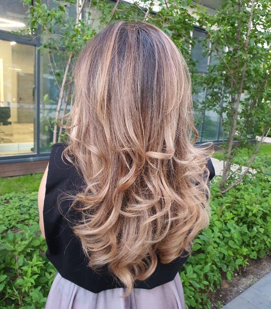 Прическа на Новый год / instagram.com/ag_beautyhair Прическа на Новый год / instagram.com/ag_beautyhair