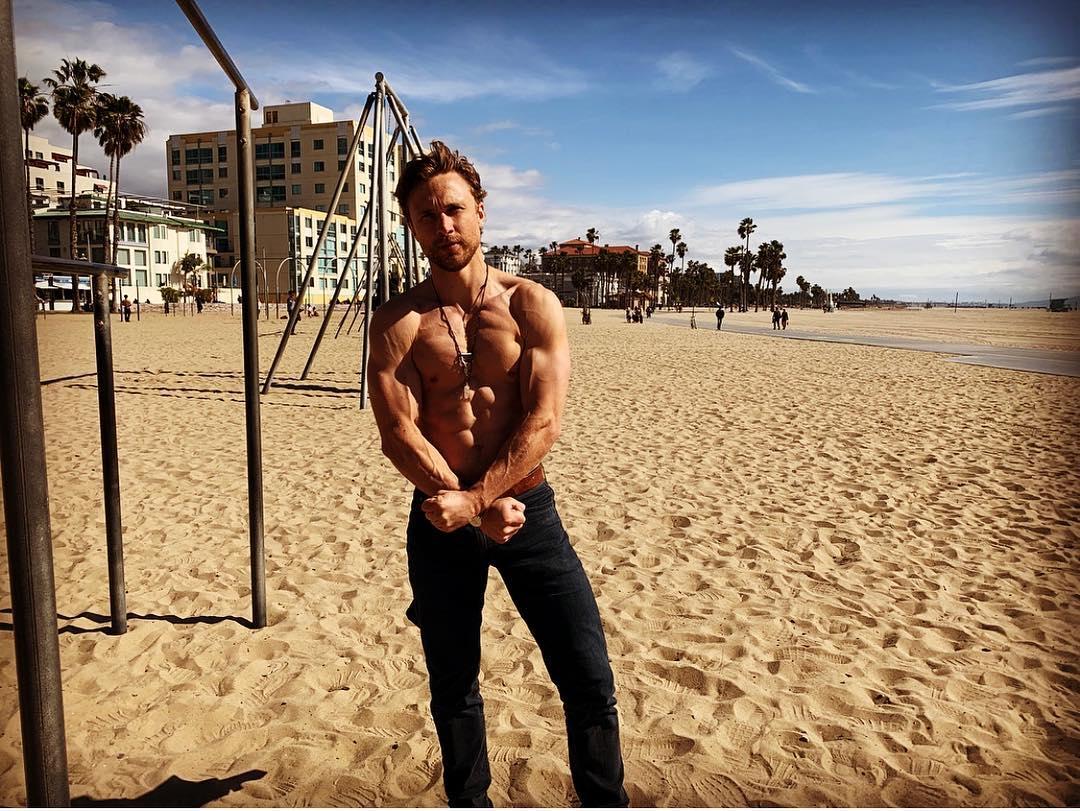 instagram.com/williammoseley instagram.com/williammoseley