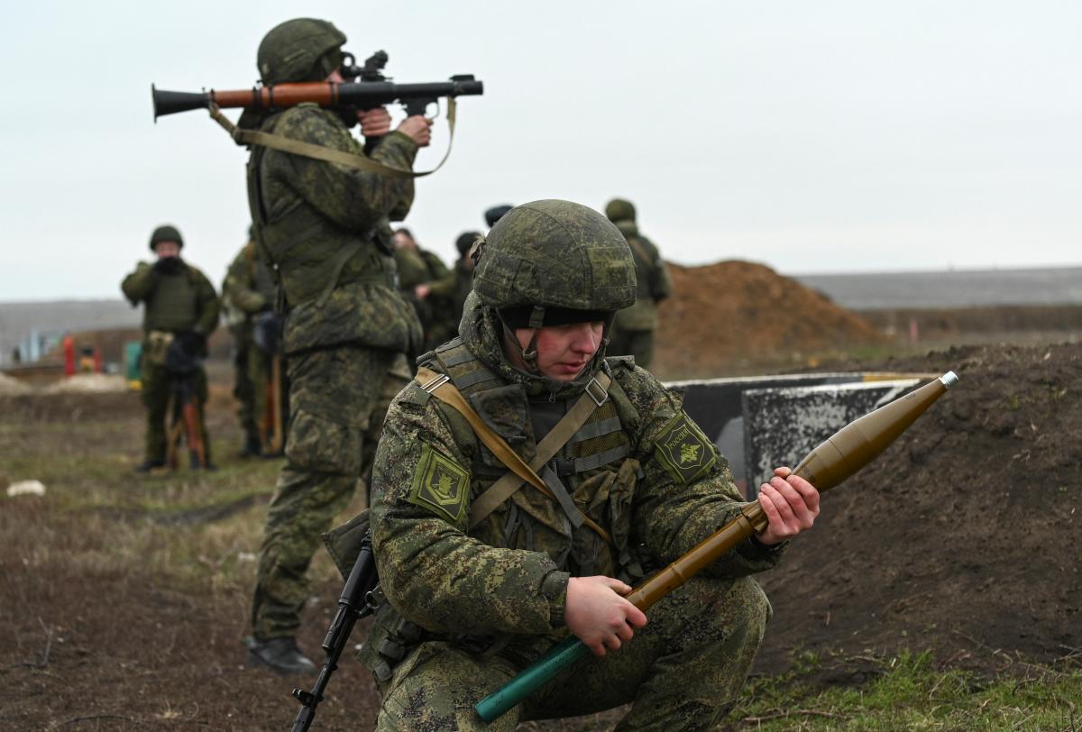 Армия РФ не оставляет попыток закрепиться на административных границах Херсонщины / фото REUTERS