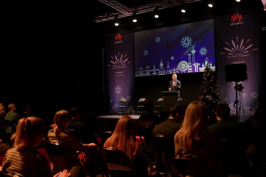 Huawei Talent Summit: компанія провела захід на підтримку молодих талантів Huawei Talent Summit: компанія провела захід на підтримку молодих талантів