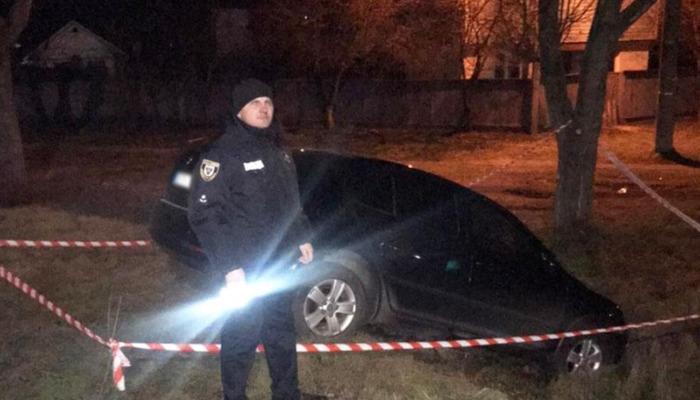 На Чернігівщині місцевий депутат збив на смерть велосипедиста і намагався втекти з місця ДТП / фото cn.npu.gov.ua На Чернігівщині місцевий депутат збив на смерть велосипедиста і намагався втекти з місця ДТП / фото cn.npu.gov.ua