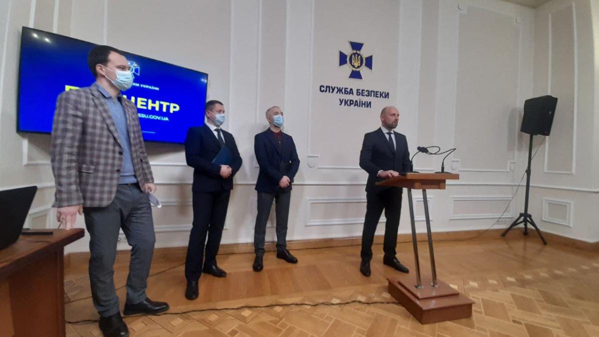 В Офісі генпрокурора ще не знають, який запобіжний захід проситимуть для Порошенка В Офісі генпрокурора ще не знають, який запобіжний захід проситимуть для Порошенка