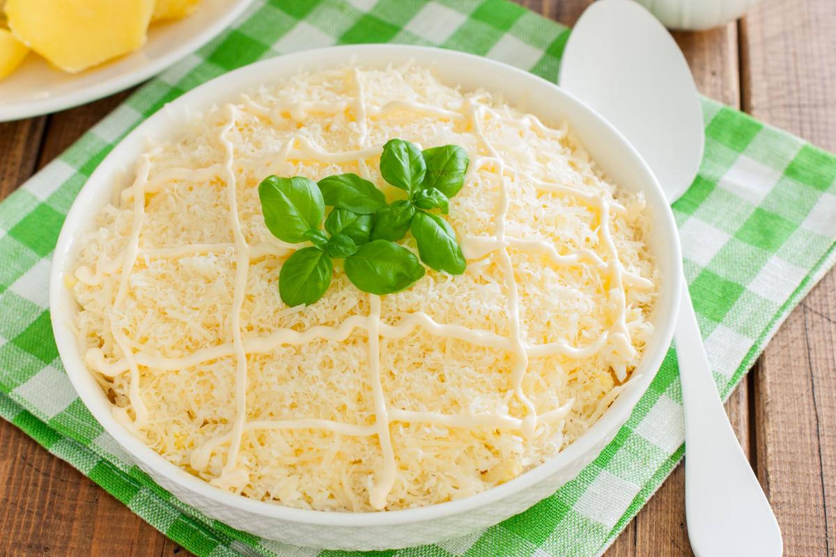 Рецепт салата с копченой курицей / depositphotos.com Рецепт салата с копченой курицей / depositphotos.com