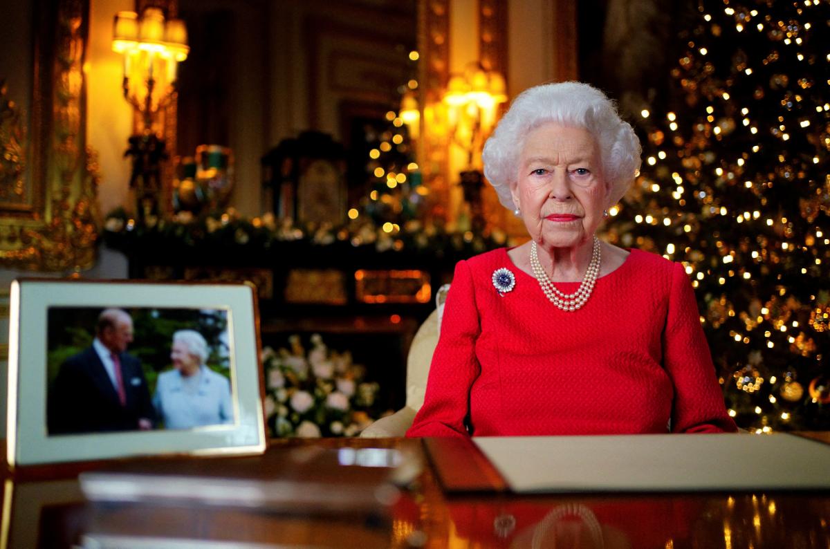 Queen Elizabeth Wishes Merry Christmas To Citizens  photo REUTERS