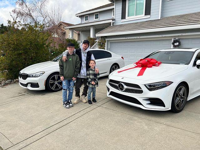 Greg Chapkis gave his wife a car / instagram.com/gregchapkis