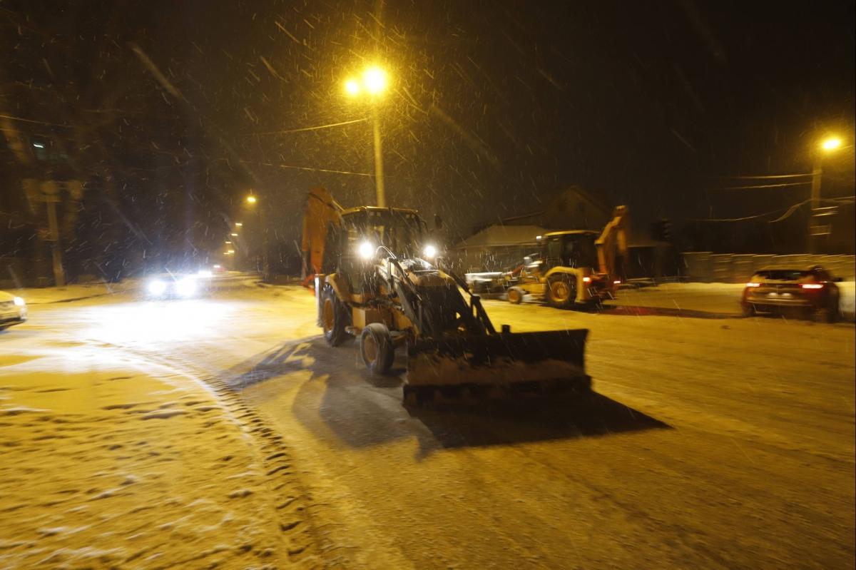 A large amount of snow fell in the city  photo dniprorada.gov.ua