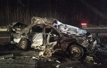 На Житомирщині сім'я потрапила у ДТП: батько та діти загинули, матір рятують у лікарні (фото)