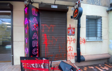 Хотіли зробити наколки свині: в Одесі розмалювали фарбою філію столичного тату-салону (фото)