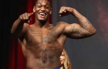 Брутальний нокаут у другому раунді: непереможний американець не залишив шансів українцю на вечорі боксу Ломаченка (відео)