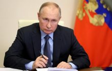 Каспаров объяснил, как Западу нужно бороться с Путиным
